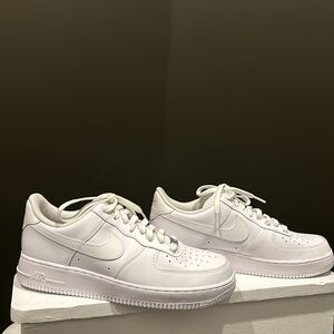 New Nike Air Force Men’s Sneakers